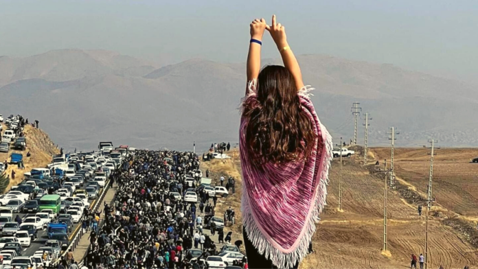 , Politique à gauche: Femmes, vie, liberté : l’Iran en révolte contre un régime brutal